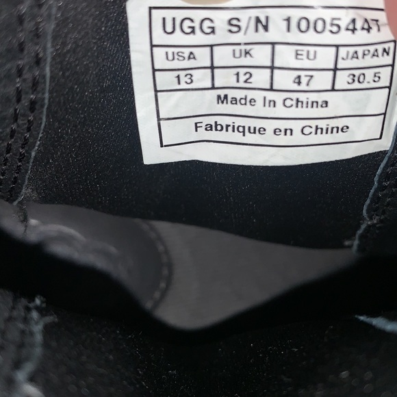 UGG Clyne Suede Ankle Chelsea Boots - Picture 10 of 12